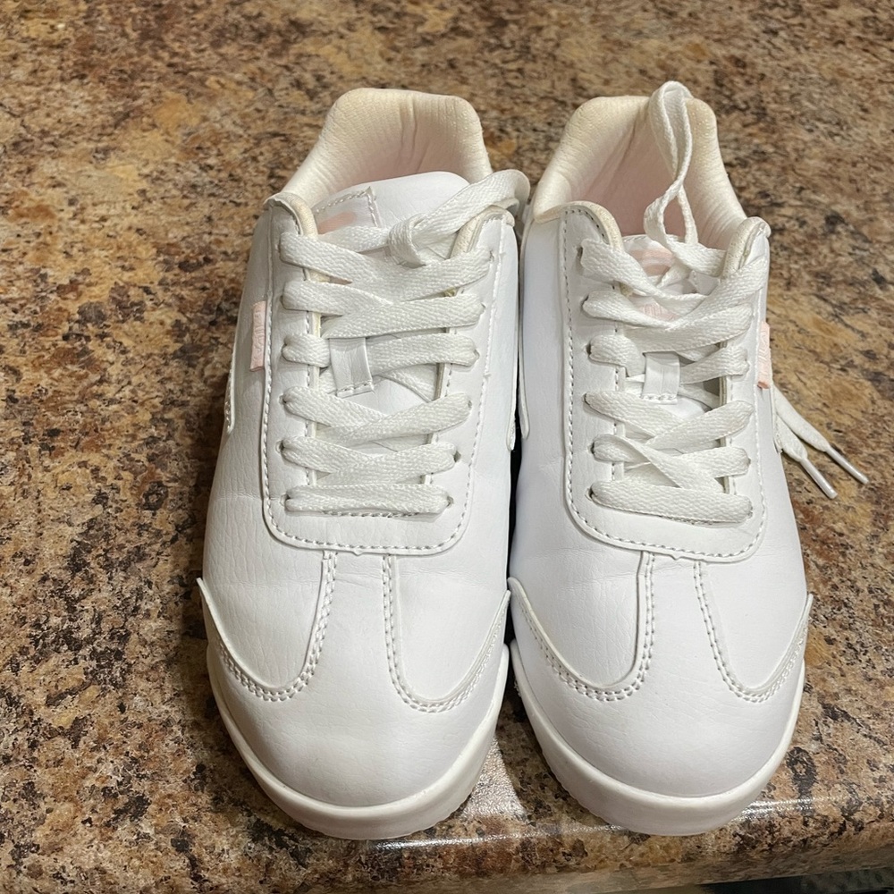 Fila White Fashion sneakers (New)